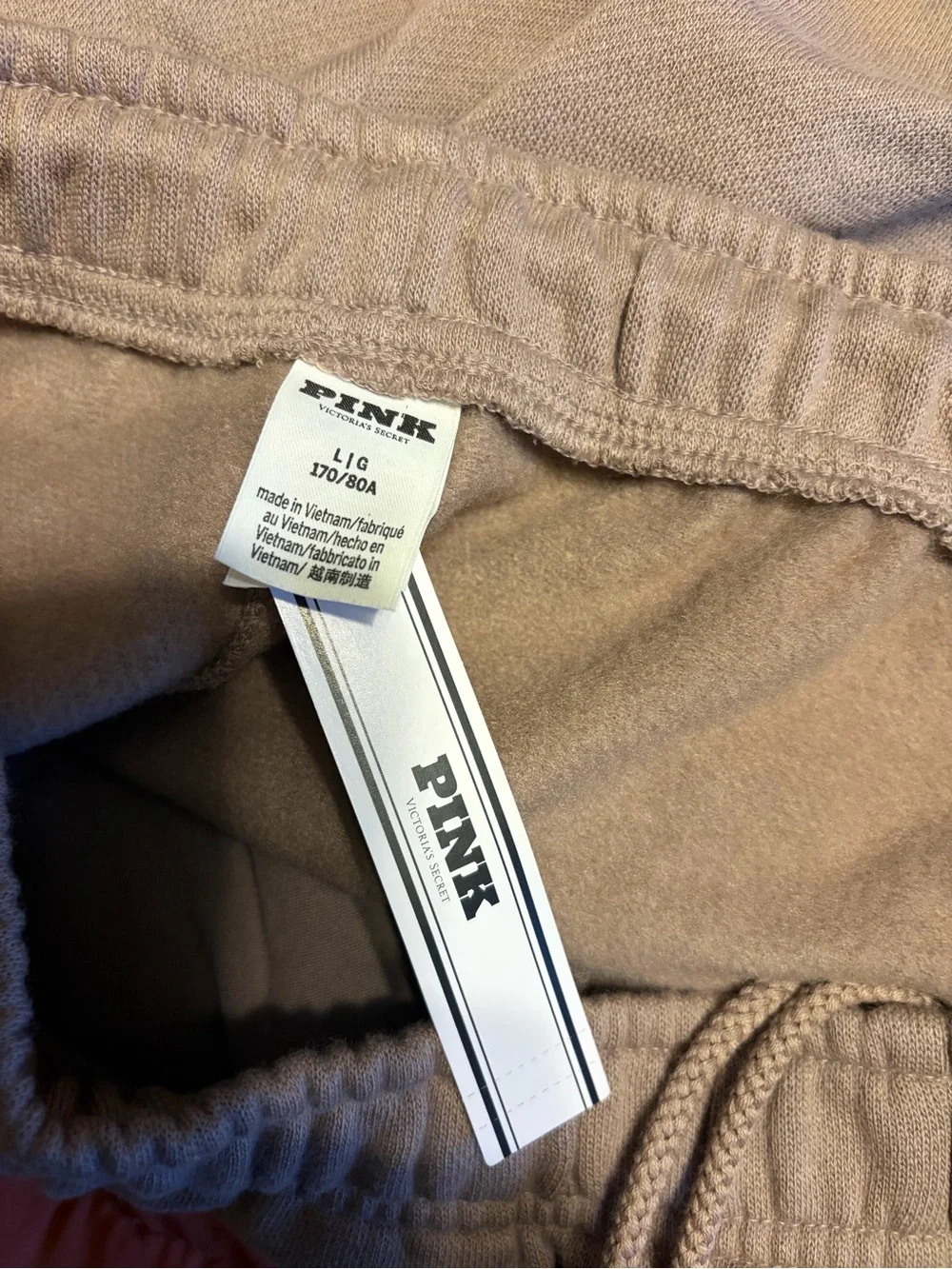 Victoria's Secret PINK Campus Fleece Shorts creamy brown size L nwt